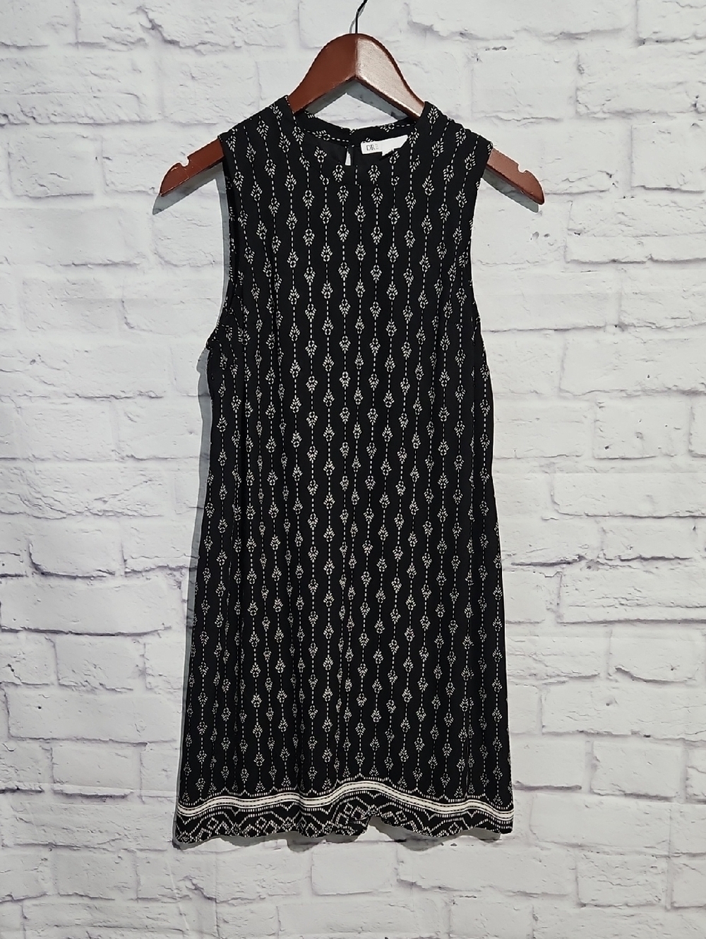 DR2 Black Sleeveless Mini Dress with Cream Pattern Pleated Back